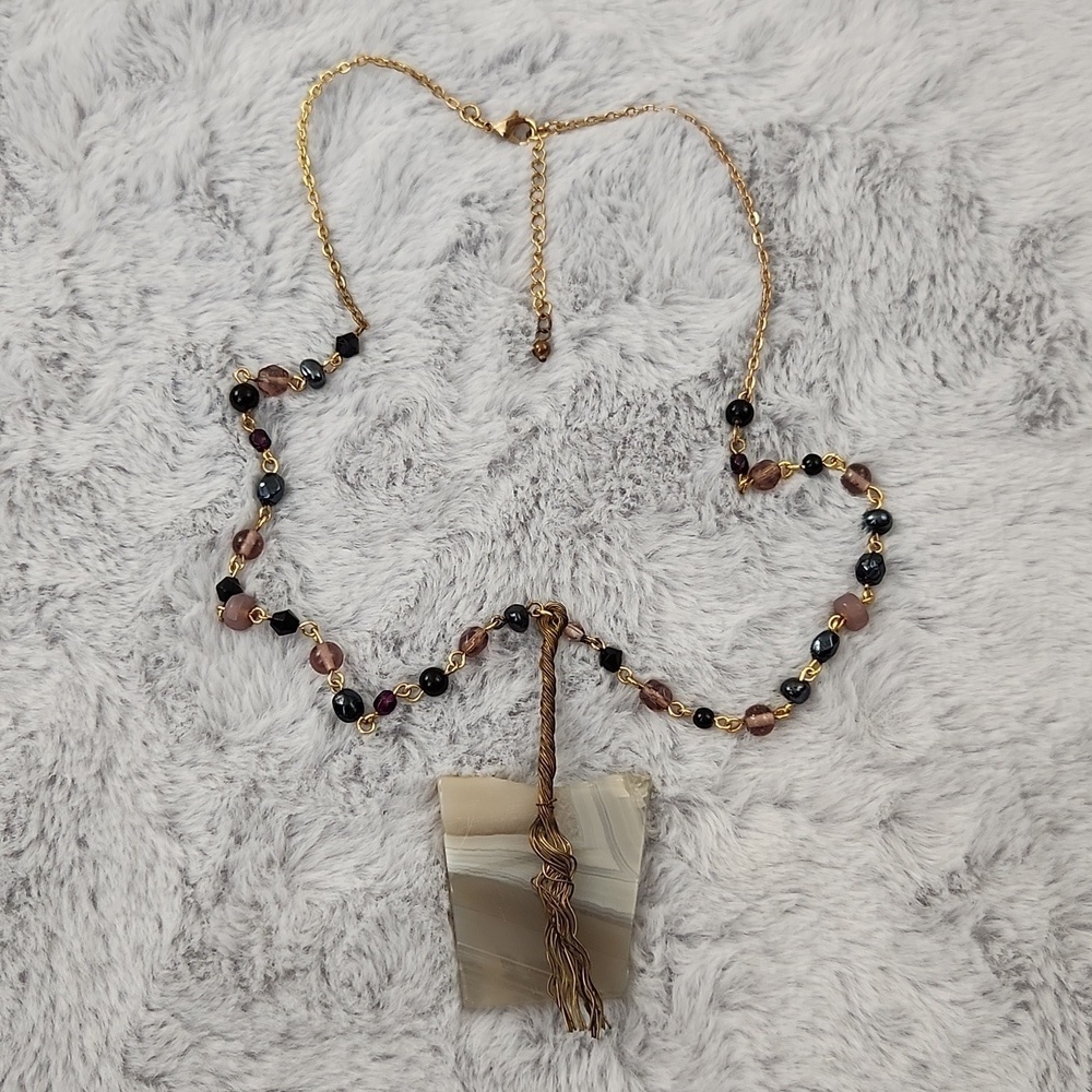 Artisan Agate Wire Wrapped Pendant Necklace Beaded Gold Tone Boho